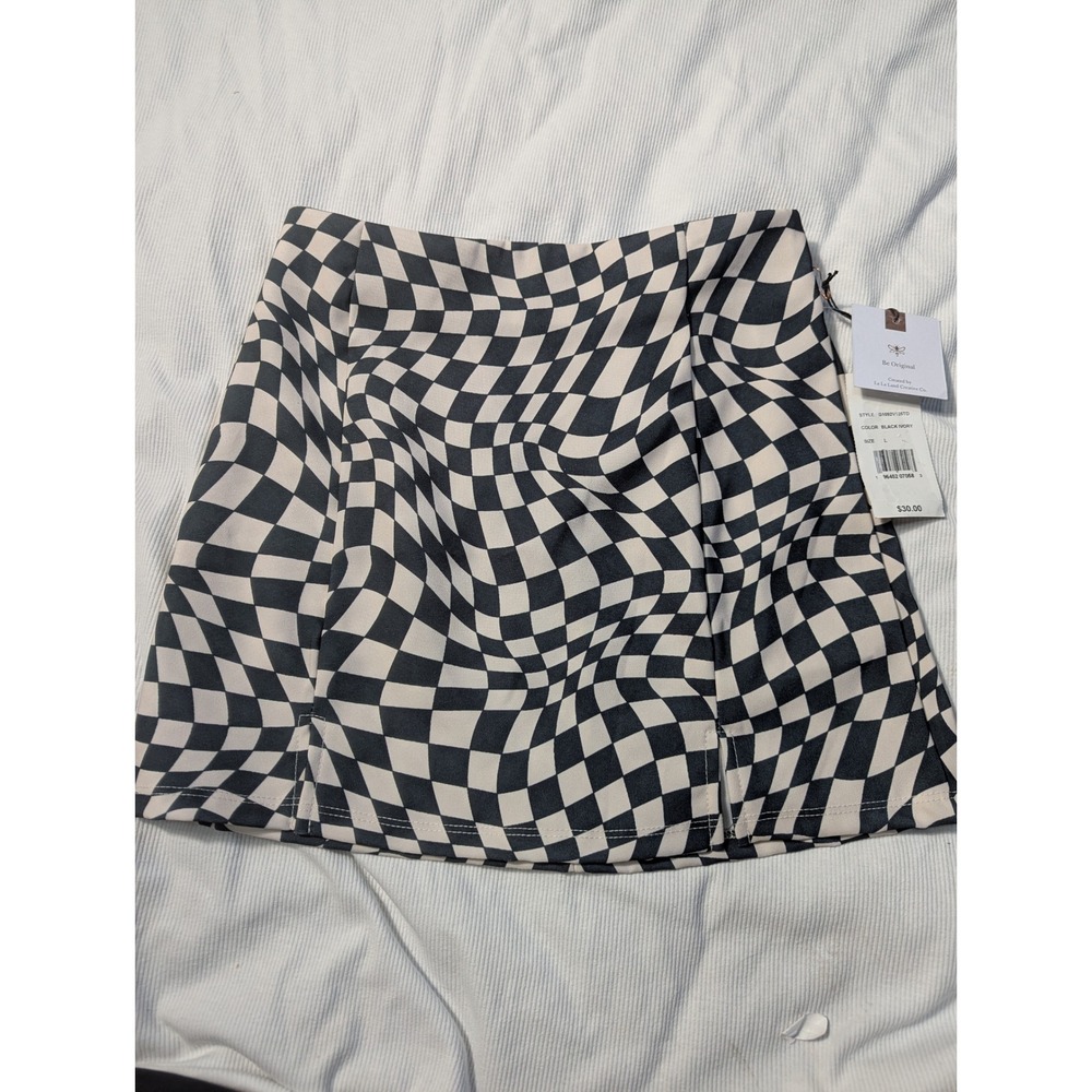 Originality La La Land Warped Checkerboard Mini Skirt Black Ivory Kids Large NEW - Picture 2 of 8